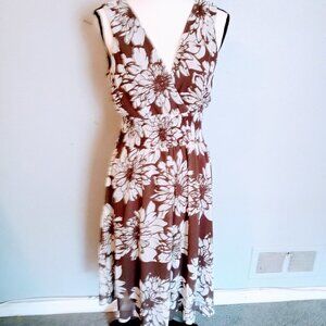 VINTAGE TWYLA BLU BROWN AND WHITE FLORAL SHEER LINED SLEEVELESS DRESS.  SIZE 12